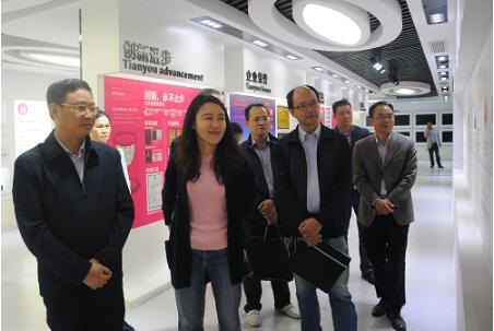 香港马王749494八蓝月亮